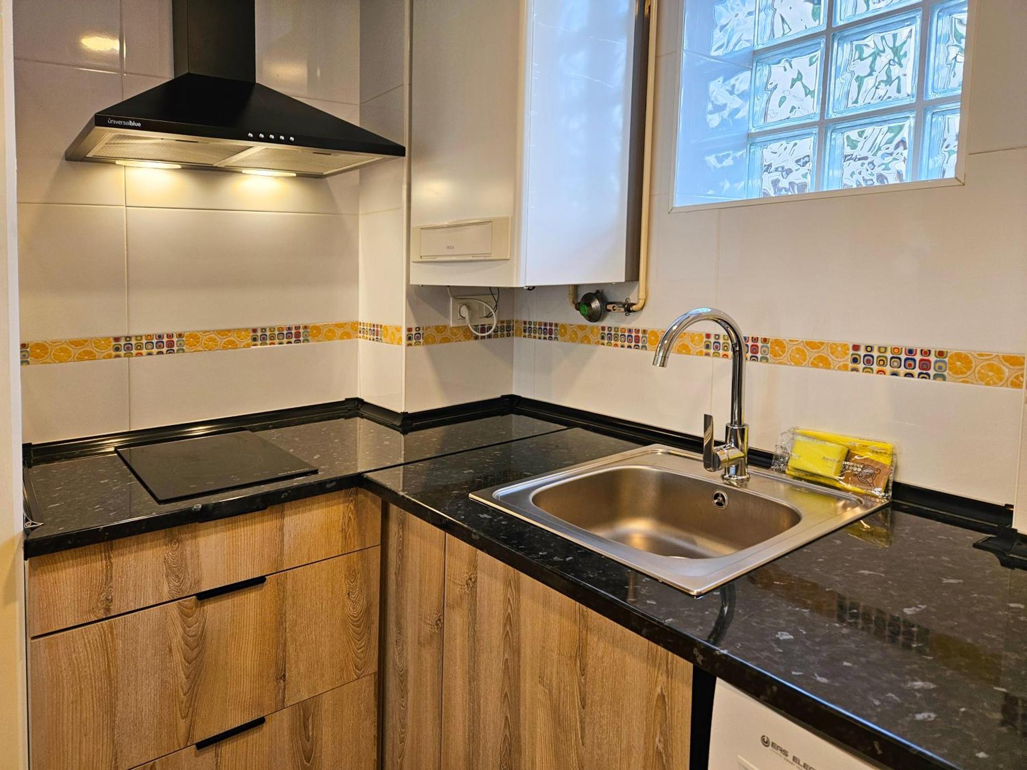 Apartamentos Escarrilla Suites 3000 Екстер'єр фото