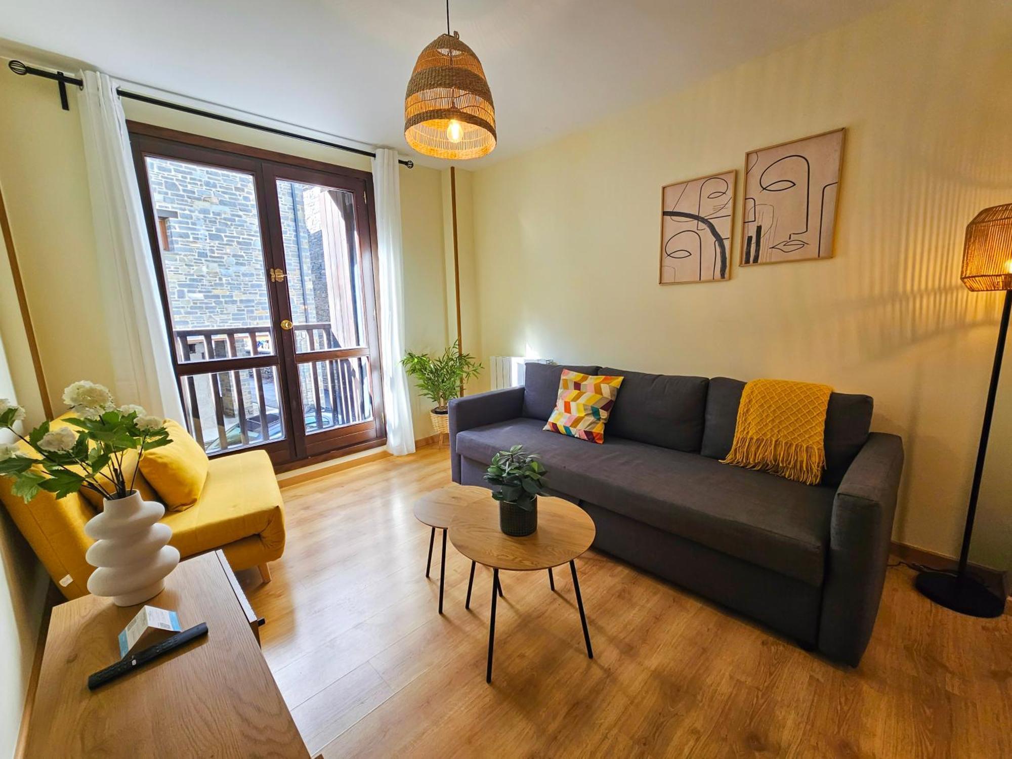 Apartamentos Escarrilla Suites 3000 Екстер'єр фото